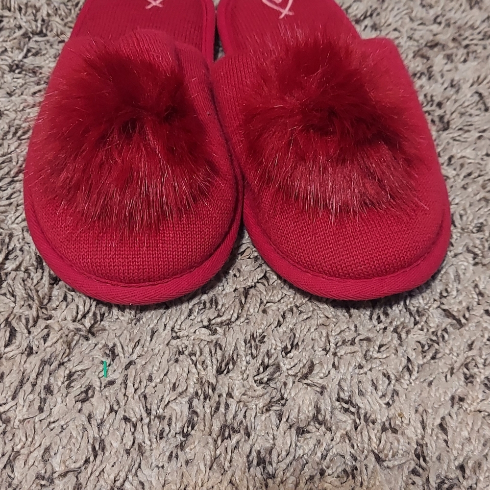 Victoria Secret Red‎ Soft Slippers